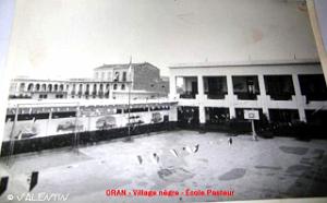 CA a- 233- Village negre